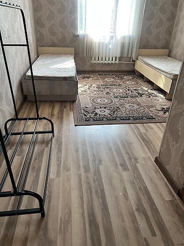 баткенский: 1 комната, Баткенский рынок / базар Агентство недвижимости, Парам без детей, от 3 месяцев, от 6 месяцев, от 1 года, С мебелью частично — 2