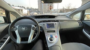 Toyota: Toyota Prius: 2014 г., Автомат, Гибрид, Хэтчбэк — 3