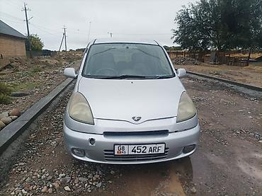 Toyota Funcargo: 2002 г., 1.3 л, Автомат, Бензин — 2