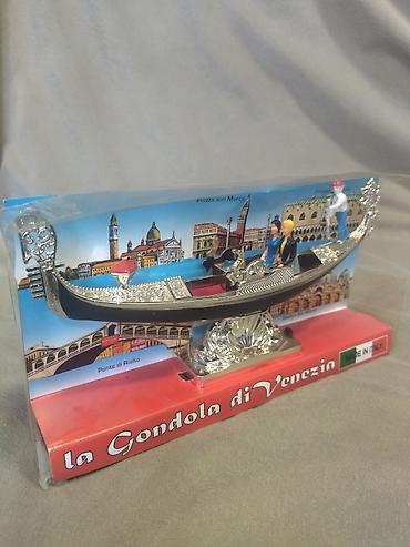 Heykəlciklər: Məhsul: Venesiya gondolu suveniri – “La Gondola di Venezia” Mənşə — 1