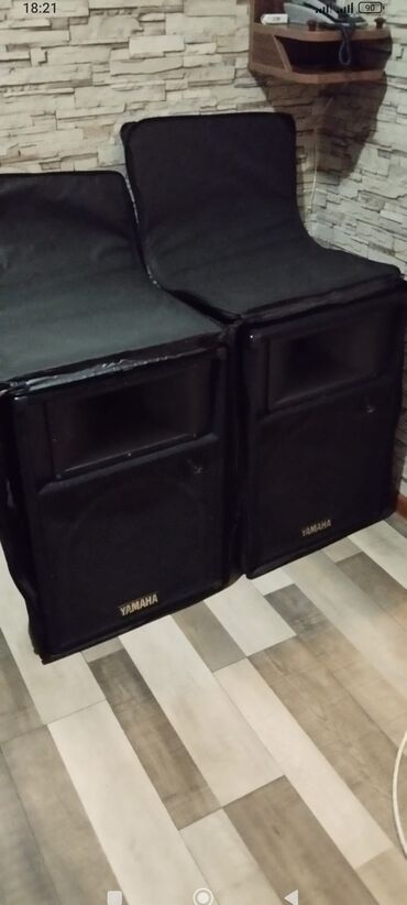 Səs gücləndiriciləri: Səhnə və tədbirlər üçün peşəkar səs sistemi komplekti - Mixer — 10