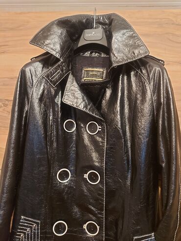 Plaşlar: L razmer. 110 sm uzunluq .baha alinib .1-2 defe geynilib. cox — 6