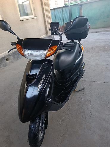 yamaha jog: Скутер Yamaha Jog, черный цвет. Характеристики и оснащение: - Легкий — 1