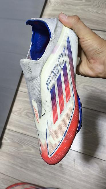 Бутсы: 41 размер Футбольные бутсы без шнурков Adidas F50 - Серия: F50 (верх — 1