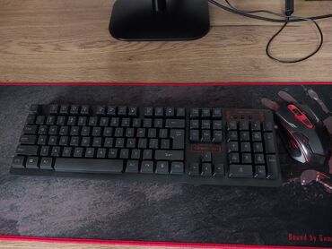 клавиатура планшет: Беспроводная игровая клавиатура и мышь HK6500