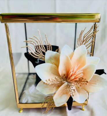 Xonça: SATILIR.14 eded ve 12 eded olmaqla xonca desti satilir.Her biri — 4