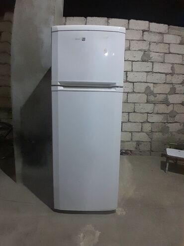 Сепараторы: Б/у 2 двери Beko Холодильник Продажа, цвет - Белый