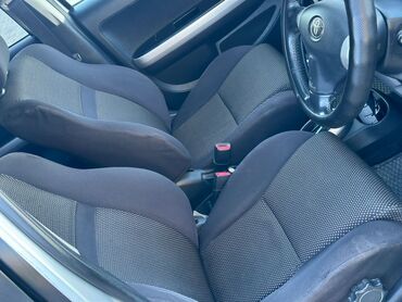 Toyota: Toyota ist: 2003 г., 1.5 л, Автомат, Бензин, Хэтчбэк — 11