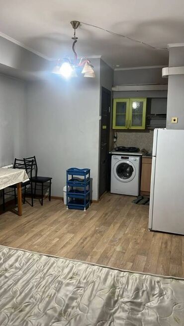 сдаю комнату мкр учкун: 1 комната, Агентство недвижимости, Без подселения, С мебелью частично