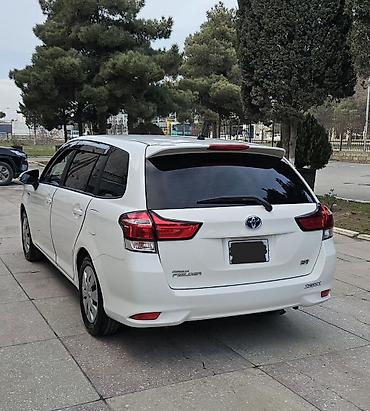 getiz: Toyota Corolla: 1.5 l | 2018 il Universal — 1