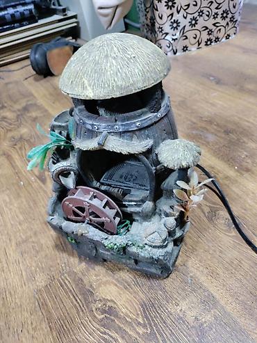 Akvarium dekoru: Dekorativ mini fəvvarə / akvarium aksesuarı, nağılvari dəyirman-ev — 1