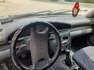 Audi: Audi S4: 1993 г., 2 л, Механика, Бензин, Седан