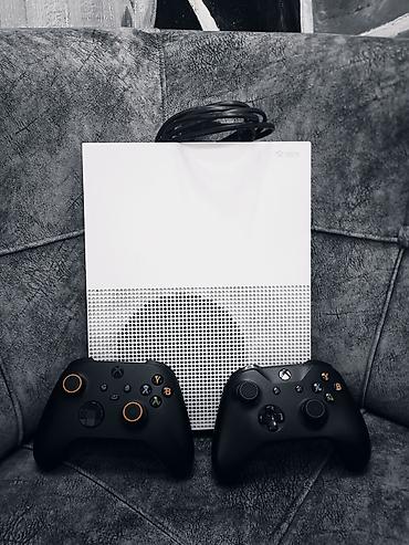 x xbox: Xbox One S 500GB satılır. Əla vəziyyətdədir, problemsiz işləyir — 2