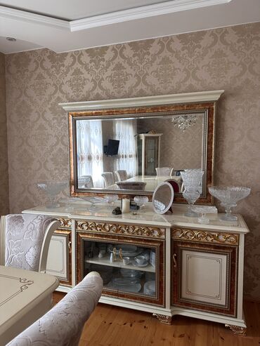 Qonaq otağı dəstləri: İşlənmiş, Masa və oturacaqlar, Kredit yoxdur, Rumıniya -da lalafo.az — 9 Qonaq otağı dəstləri: İşlənmiş, Masa və oturacaqlar, Kredit yoxdur, Rumıniya — 9