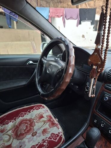 Mercedes-Benz: Mercedes-Benz C-Class: 2003 г., 1.8 л, Механика, Бензин, Универсал — 12