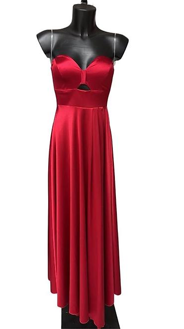 ara baletanke: 🔥Elegantna duga večernja haljina bez bretela
✅3700 din 
S M L — 1