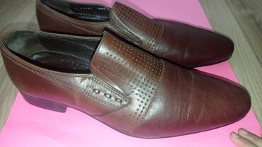 мужские кожаные сапоги: Продаю мужские кожаные туфли, б/у Турция очень удобная колодка
