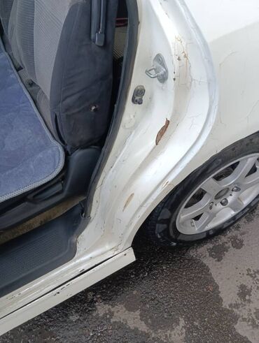 Honda: Honda Stream: 2000 г., 2 л, Автомат, Бензин, Минивэн at lalafo.kg — 9 Honda: Honda Stream: 2000 г., 2 л, Автомат, Бензин, Минивэн — 9