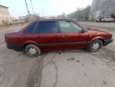 Volkswagen: Volkswagen Passat: 1993 г., 1.8 л, Механика, Газ, Седан — 2