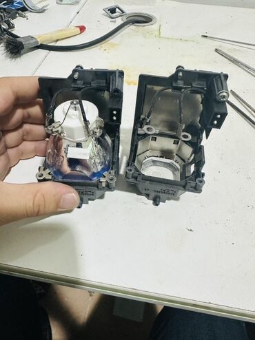 Lampalar: Projektor lampaları və AV receiver Təsvir: - Şəkillərdə müxtəlif — 175