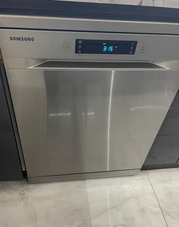 60 sm: Qabyuyan maşın Samsung, Tam qabaritli (60 sm.), Quraşdırılan, İşlənmiş