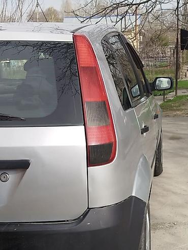 мото хонда: Ford Fiesta: 2005 г., 1.4 л, Механика, Бензин, Хэтчбэк — 2