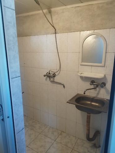montin: Xazeykali, bir otaq ev kirayə verilir. Həyət balaca bağlı həyətdir — 5