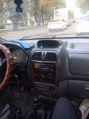 скутеры новые: Mitsubishi Space Star: 2000 г., 1.3 л, Механика, Бензин