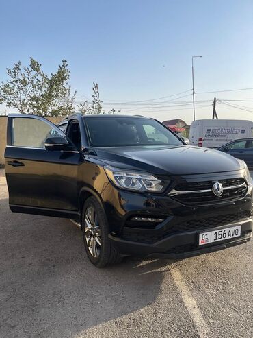 Другие автомобили: Черный (рамный) внедорожник Rexton 2019г. 2.2 турбо дизель. Камеры — 20