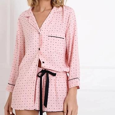 Халаты: Одежда для дома
Пижамы,халаты и мн.др.
Производство Литва 🇱🇹 
ARUELLE — 2