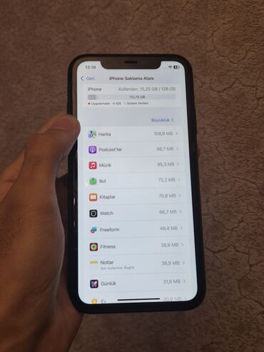 Apple iPhone: IPhone 11, 128 GB, Qara, Simsiz şarj, Face ID — 11