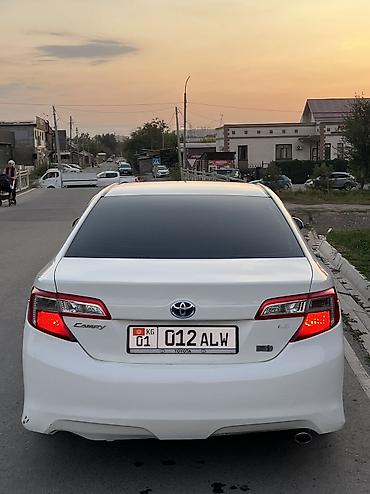 byd e3: Toyota Camry: 2013 г., 2.5 л, Автомат, Гибрид, Седан — 6