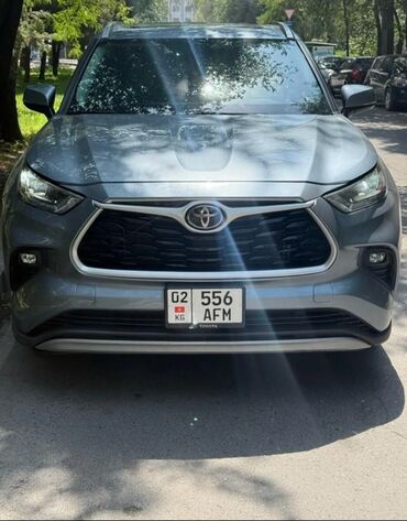 срочно в связи с переездом: Toyota Highlander: 2022 г., 3.5 л, Автомат, Бензин, Внедорожник