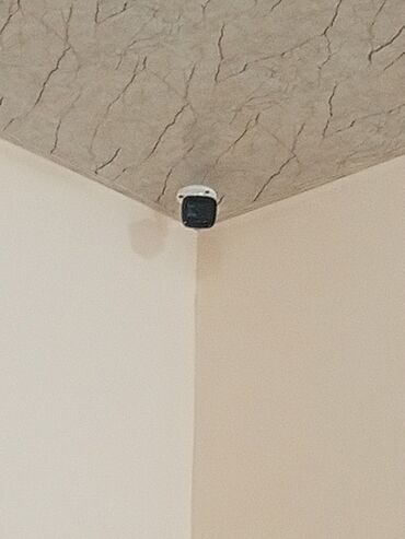 wifi modem satilir: IP təhlükəsizlik kamerası – tavan/künc quraşdırması üçün - Kiçik