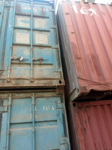 ошский рынок контейнер: Продаю контейнеры. В наличии 4 шт Цена 1 контейнера- 150 тыс. сом По