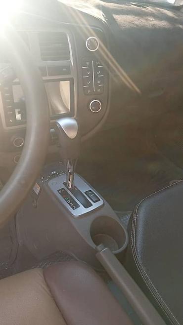 byd bot 384: ПРОДАЮ Hyundai Porter, малотоннажный бортовой грузовик. Коробка — 4