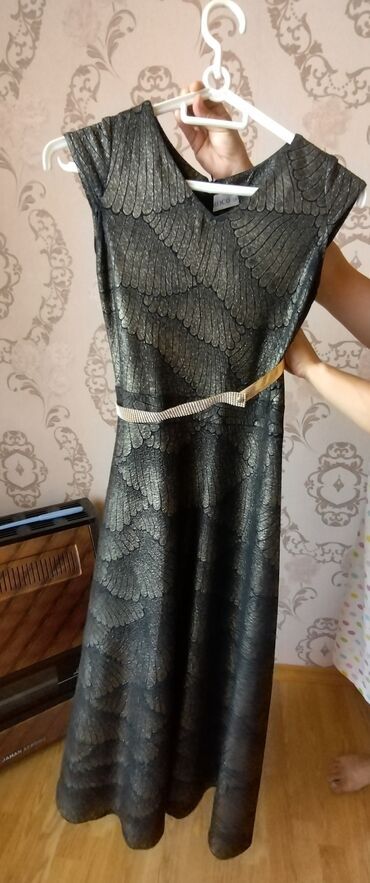 Ziyafət donu, Midi, M (EU 38)