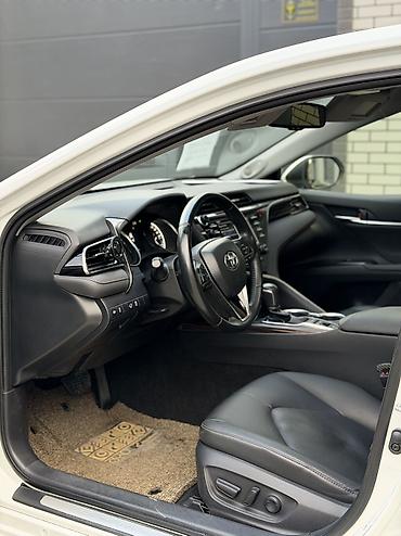 byd e6: Toyota Camry: 2019 г., 2.5 л, Вариатор, Гибрид, Седан — 5