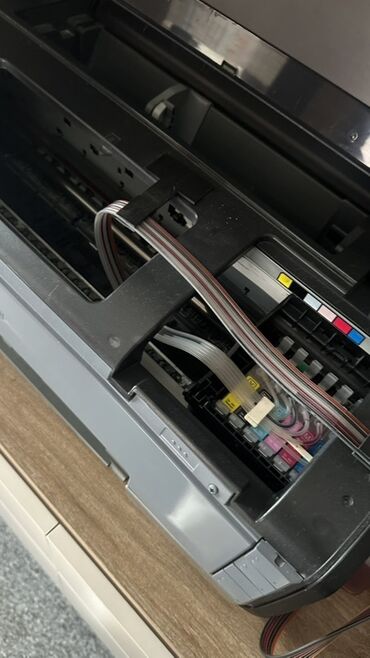 цветной принтер epson цена бишкек: Продаю принтер A-3 Epson Stylus Photo 1390 Цветной струйный принтер с