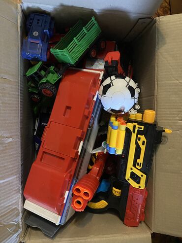 my hobby асанбай: Продаю игрушки, все целые, всю коробку за 700 сом