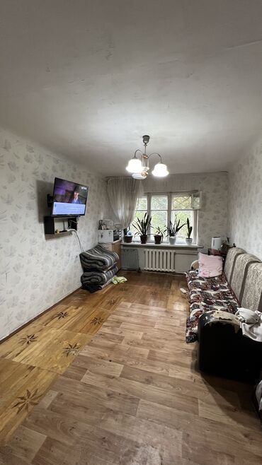 дом район политех: 2 комнаты, 43 м², Хрущевка, 1 этаж, Косметический ремонт