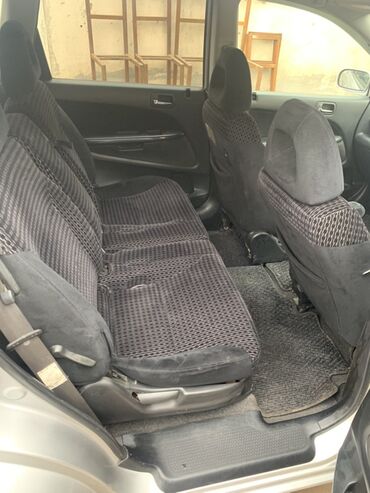 Honda: Honda Stream: 2003 г., 2 л, Автомат, Бензин, Универсал — 14