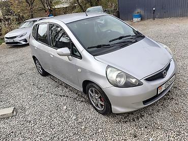внедорожники недорогие: Honda Fit: 2006 г., 1.4 л, Механика, Бензин, Хэтчбэк — 2