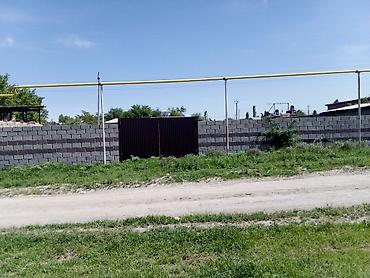 возле: Продаётся участок под индивидуальную застройку, огороженный — 1
