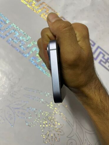 Apple iPhone: IPhone 14 на 256 гб АКБ 76 (плоские грани, двойная камера — 8