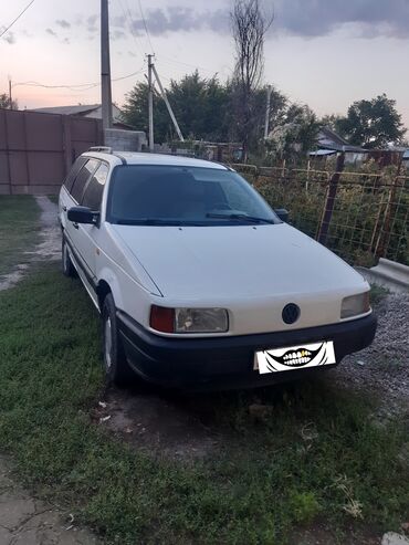 продаю очень срочно: Volkswagen Passat: 1992 г., 1.8 л, Механика, Бензин, Универсал