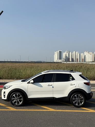 уна: Kia Stonic: 2020 г., 1.4 л, Автомат, Бензин, Кроссовер — 2