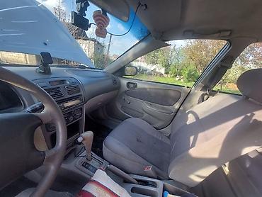 işləmiş təkər: Toyota Corolla: 1.8 l | 2000 il Sedan — 3