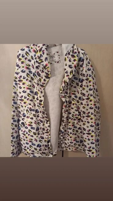 Куртки: Женская куртка Zara, L (EU 40), One size