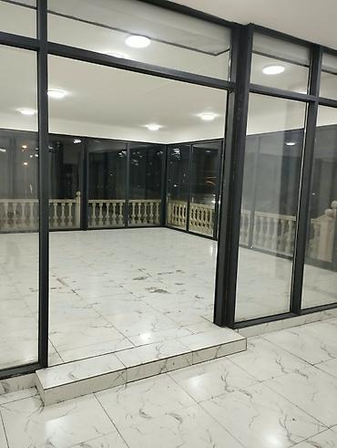 гум бутики: Аренда коммерческой помещение 66 квм зал 70,квм закрытой терасса — 10